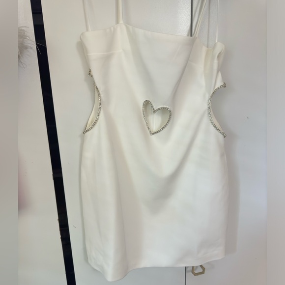 White Embellished Heart Cut Out Dress - Nasty Gal - Picture 4 of 7